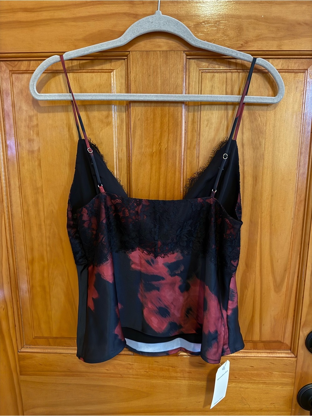 Abercrombie & Fitch black lace tie-front cami top in red floral medium NEW - Picture 6 of 8
